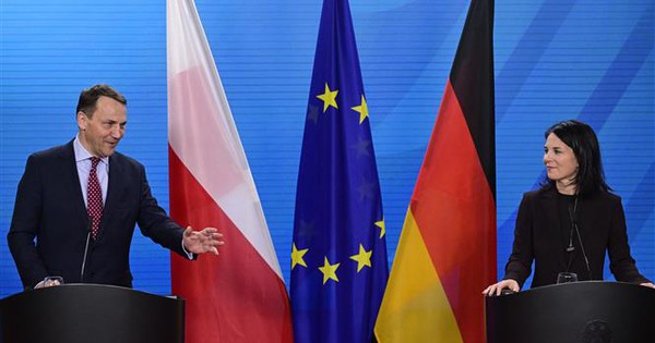 Ngoại trưởng Ba Lan tuyên bố Binh sỹ NATO đã có mặt ở Ukraine