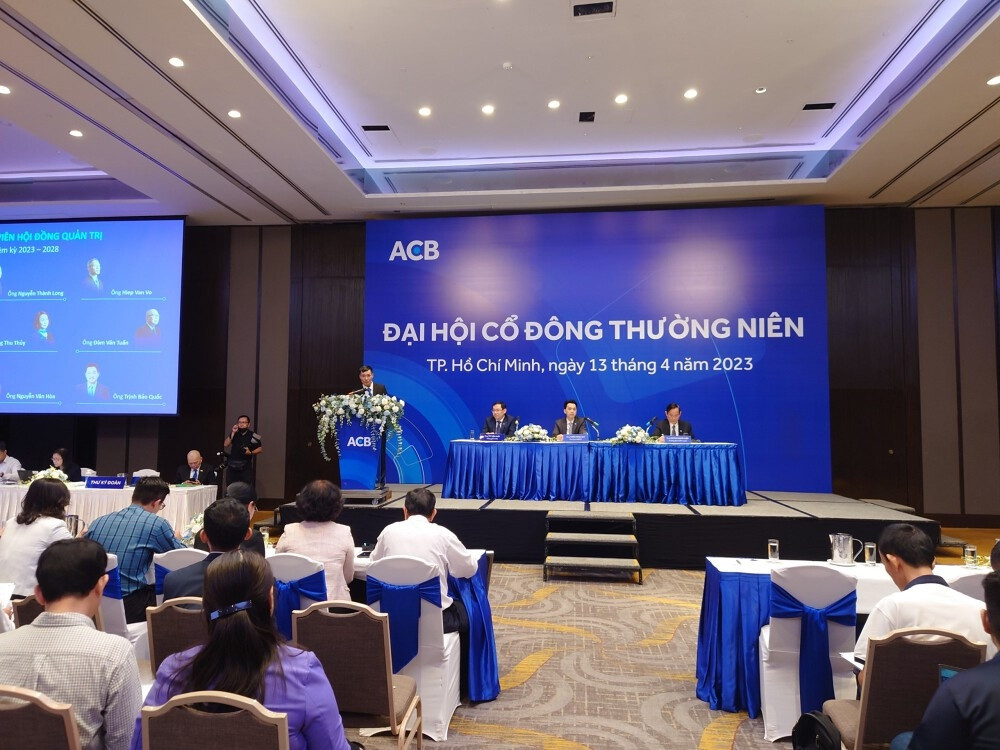 Một ngân hàng tổ chức ĐHĐCĐ 2024 tại khách sạn 5 sao Sheraton, cổ đông đi dự cần ăn mặc lịch sự