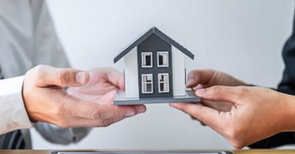 Bất động sản ấm lên, người bán 'quay xe', lật kèo khiến môi giới cay đắng
