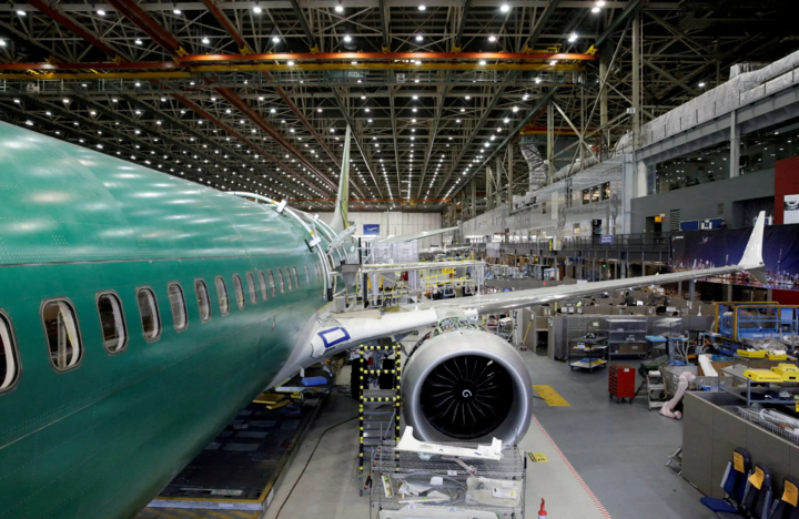 Vụ máy bay Boeing bung cửa trên không: FBI gửi thư cảnh báo tới hành khách