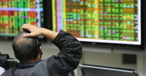 Tự doanh CTCK bất ngờ 