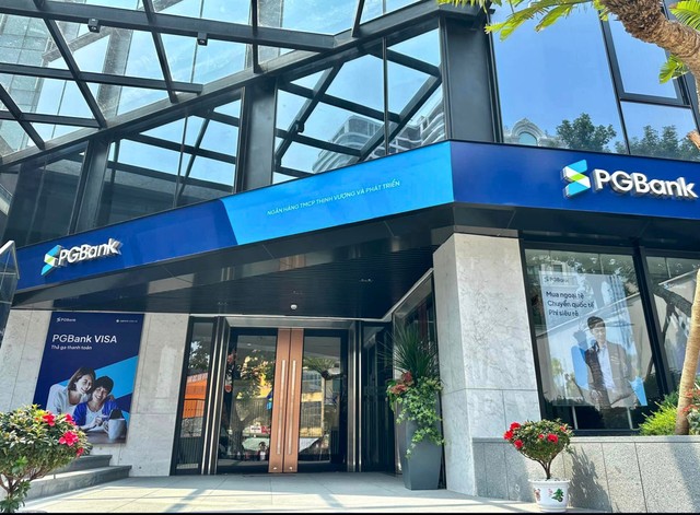 PGBank khai trương trụ sở mới Chi nhánh Đông Đô và phòng giao dịch Lê Hồng Phong