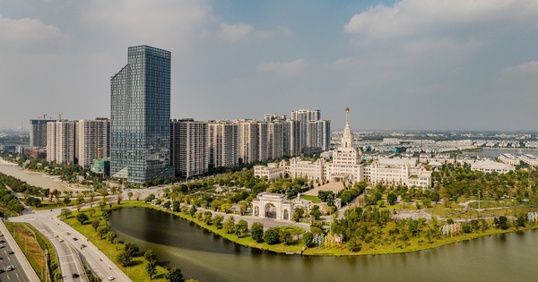 Đại gia tỉnh mua biệt thự ở “nơi đáng sống” cho con du học tại chỗ