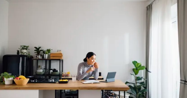 Giữa làn sóng sa thải mới, 10 công việc làm tại nhà này lại đang 'khát nhân lực', trả mức lương lên tới 4,4 tỷ đồng/năm
