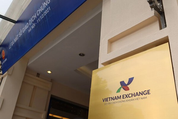 Sở Giao dịch Chứng khoán Việt Nam lãi 575 tỷ đồng một quý