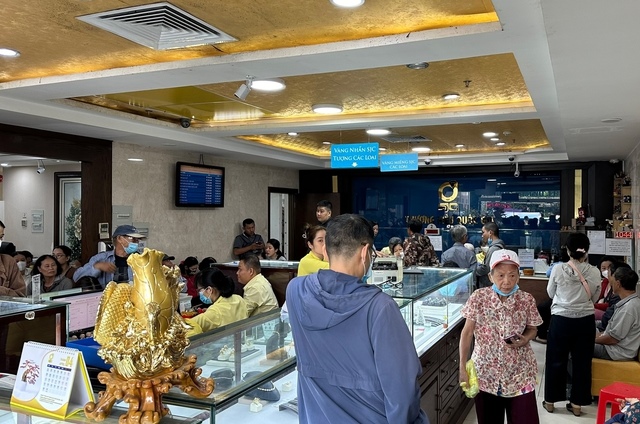 Cân nhắc giải pháp nhập khẩu vàng