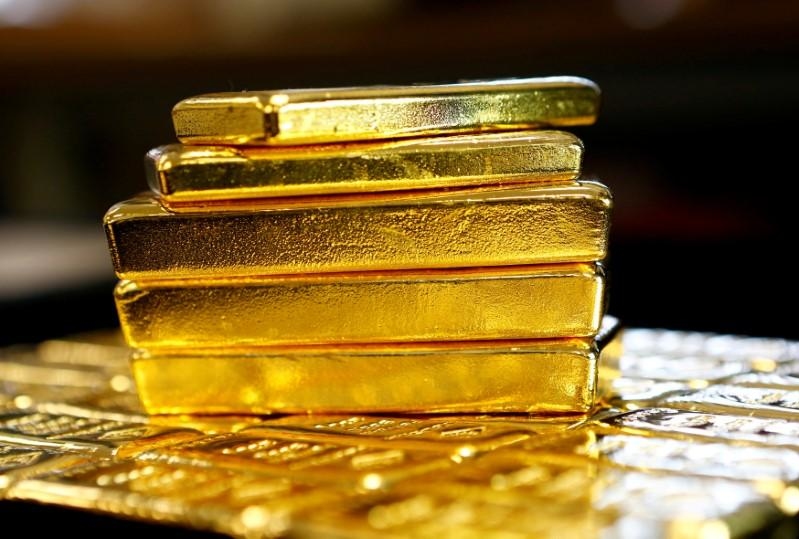 Giá vàng thế giới tăng cao, chứng khoán Mỹ lập đỉnh