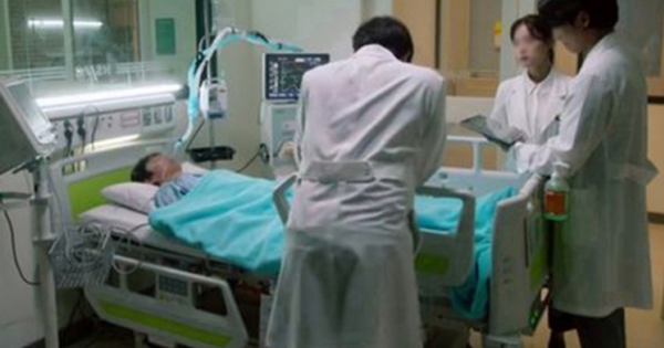 Tiếc rẻ 2 món ăn thừa để qua đêm trong tủ lạnh, chàng trai trả giá bằng 10 ngày nằm viện nguy kịch
