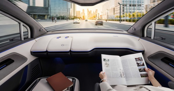Trung Quốc ra mắt thế hệ robot taxi thứ 6 có giá chỉ 700 triệu đồng, tiếp tục cho Elon Musk 'hít khói'