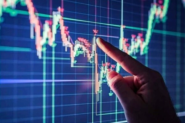 POM và QBS được giao dịch trở lại trên UPCoM