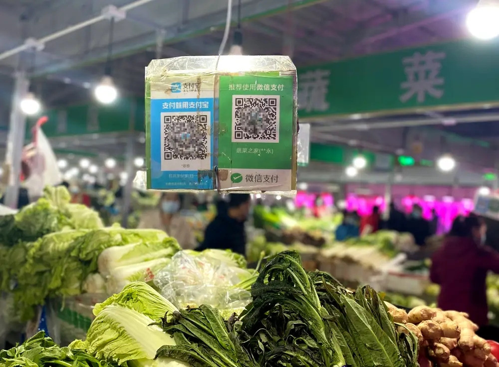 Không chấp nhận thanh toán bằng tiền mặt, cửa hàng KFC bị phạt