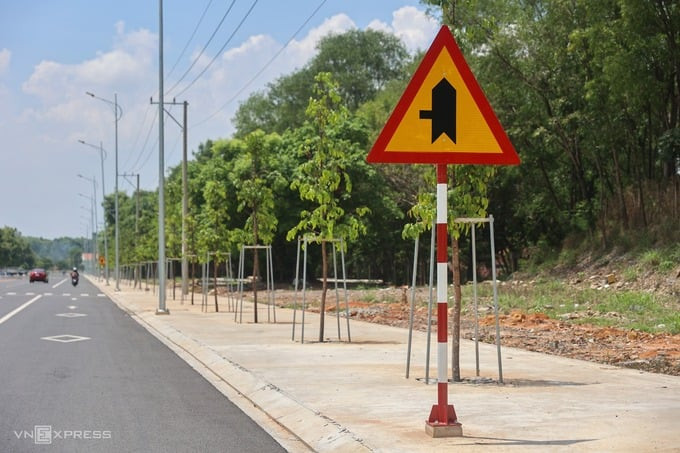 Diện mạo một trong những tuyến đường đẹp nhất Bình Dương kết nối metro số 1 và Bến xe Miền Đông sắp hoàn thành