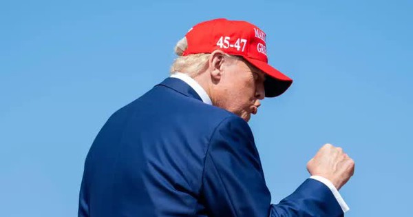Bầu cử Mỹ: Ông Donald Trump dẫn trước Tổng thống Joe Biden ở 6 bang chiến trường