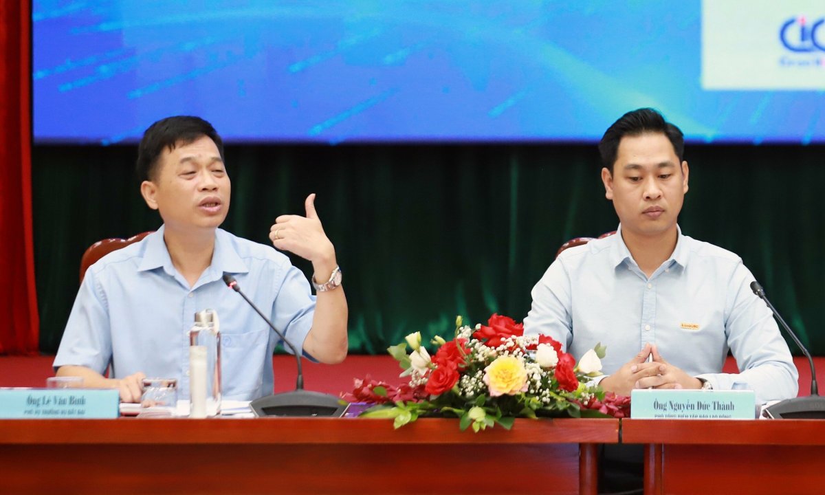Giá bất động sản bị đẩy vì 'người không thiếu nhà cũng mua đầu cơ'