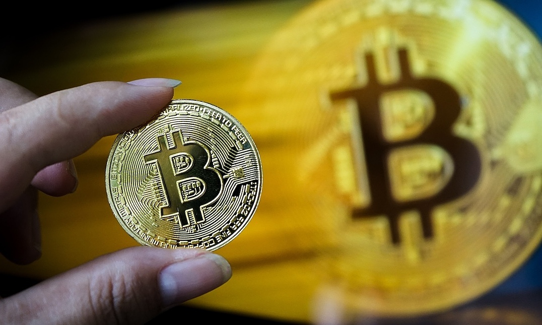 USD, Bitcoin tăng giá sau vụ Trump bị ám sát hụt