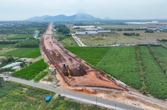 Hiến kế để cứu nguy cho dự án cao tốc hơn 19.000 tỷ trước nguy cơ lỗi hẹn về đích