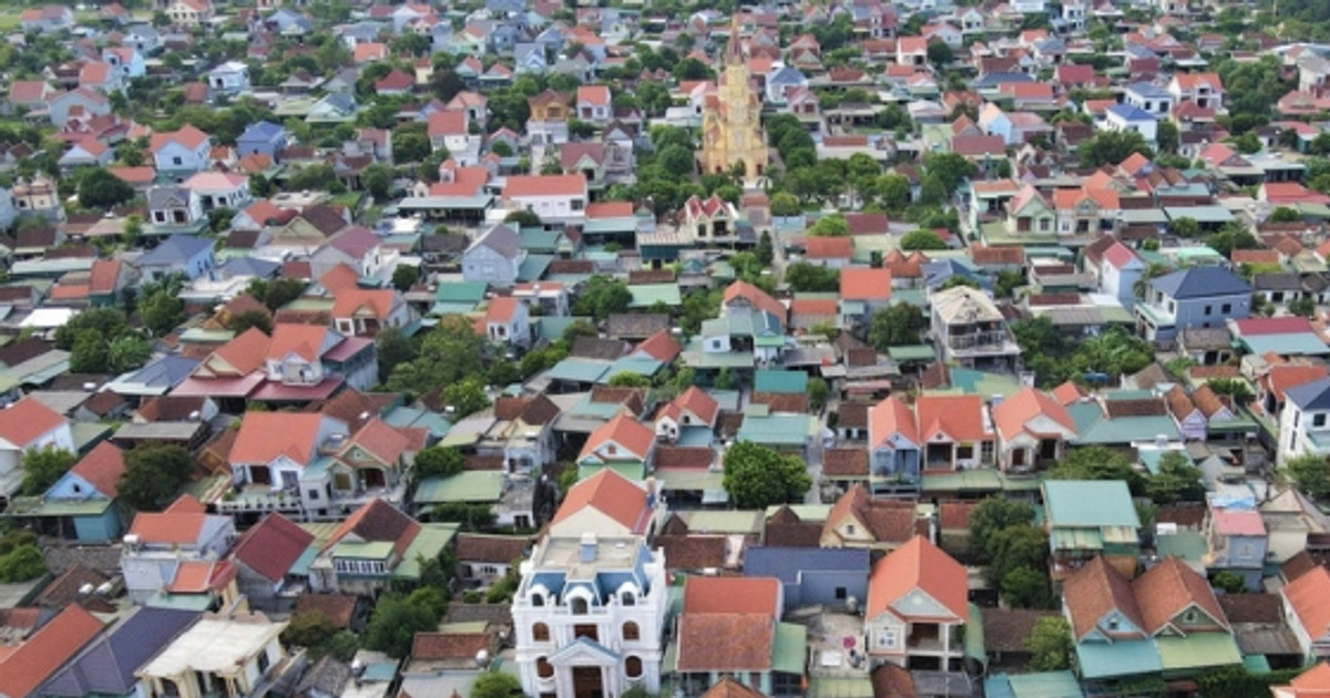 Diện mạo vùng quê thay đổi hoàn toàn vì mỗi nhà đều có 'đại gia ngầm'