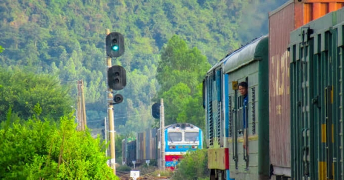 Một ngân hàng châu Á sẵn sàng chi 5 tỷ USD giúp Việt Nam làm đường sắt