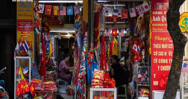 Những mặt bằng kinh doanh siêu nhỏ, siêu đắt ngự trên đất vàng Hà Nội