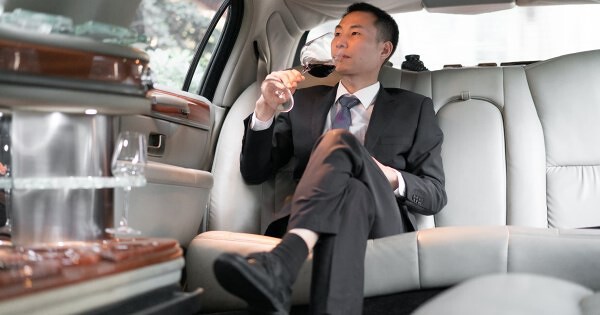 Giới siêu giàu Trung Quốc cất tiền vào đâu khi nền kinh tế sa sút?
