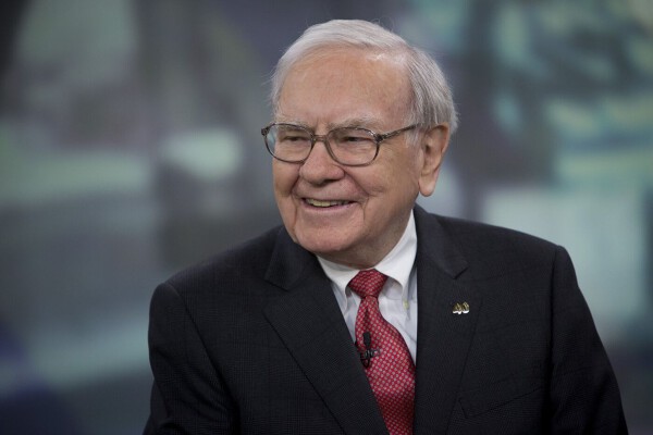 Berkshire Hathaway chạm mốc vốn hoá 1.000 tỷ USD, xác lập kỷ lục hiếm có trên thị trường