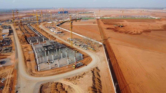 Huy động 6.000 nhân sự và 2.200 thiết bị thi công xây dựng sân bay lớn nhất Việt Nam xuyên dịp nghỉ lễ Quốc khánh 2/9
