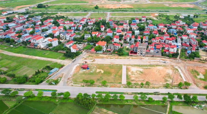 Nhiều huyện Hà Nội tạm dừng đấu giá, môi giới bất động sản cũng đói giao dịch
