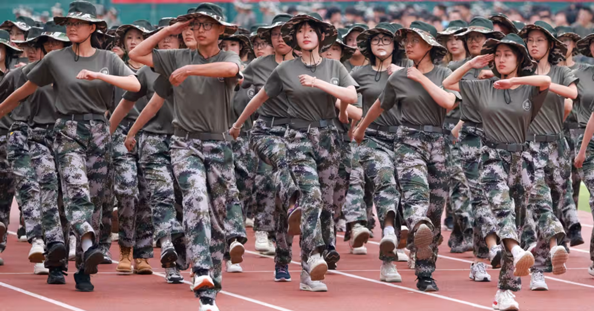 Trung Quốc đưa đào tạo quân sự bắt buộc vào giáo dục đại học