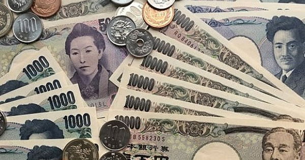 Đồng yen mạnh nhất trong hơn một năm khi thị trường nâng triển vọng Fed hạ lãi suất 50 bps