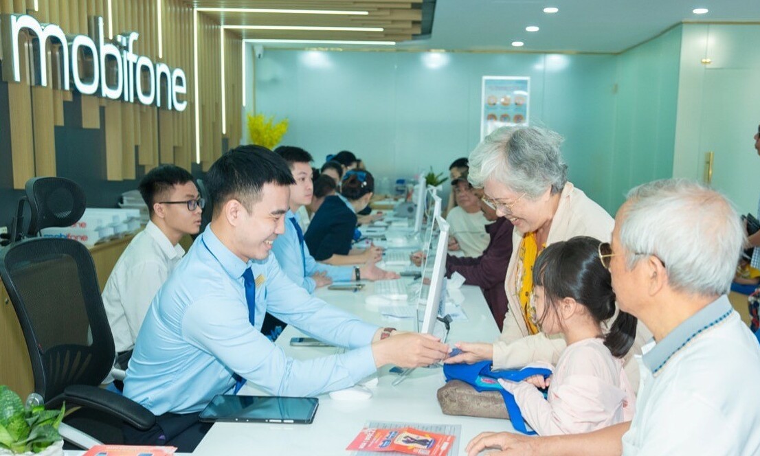 MobiFone tiếp tục hỗ trợ khách hàng chuyển đổi điện thoại 2G