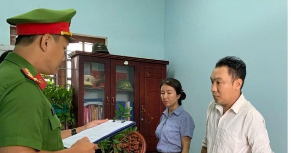 Chứng thực thừa kế 8 thửa đất trái quy định, một cán bộ xã ở Quảng Nam bị bắt