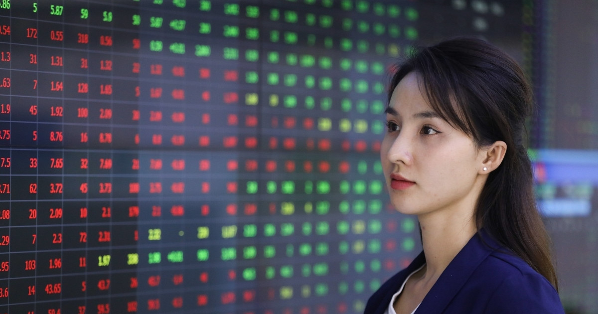 Nhận định chứng khoán 14-18/10: VN-Index kiểm định ngưỡng 1.300 điểm