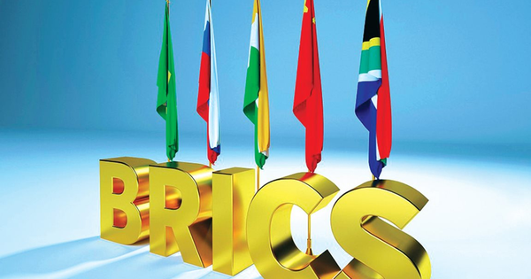 Tổng thống Putin: Không phải phương Tây, BRICS mới là động lực tăng trưởng kinh tế toàn cầu, 'cánh cửa cơ hội' cho các nước vẫn rộng mở