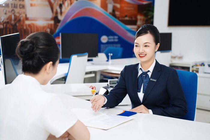 Cập nhật giấy tờ và sinh trắc học trước 1/1/2025 để không gián đoạn giao dịch tại Sacombank
