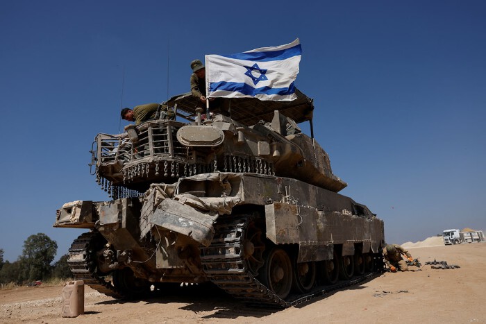 Israel tấn công trả đũa Iran