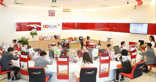 Lợi nhuận HDBank tăng 46% trong 9 tháng, tăng trưởng tín dụng gần gấp đôi toàn ngành