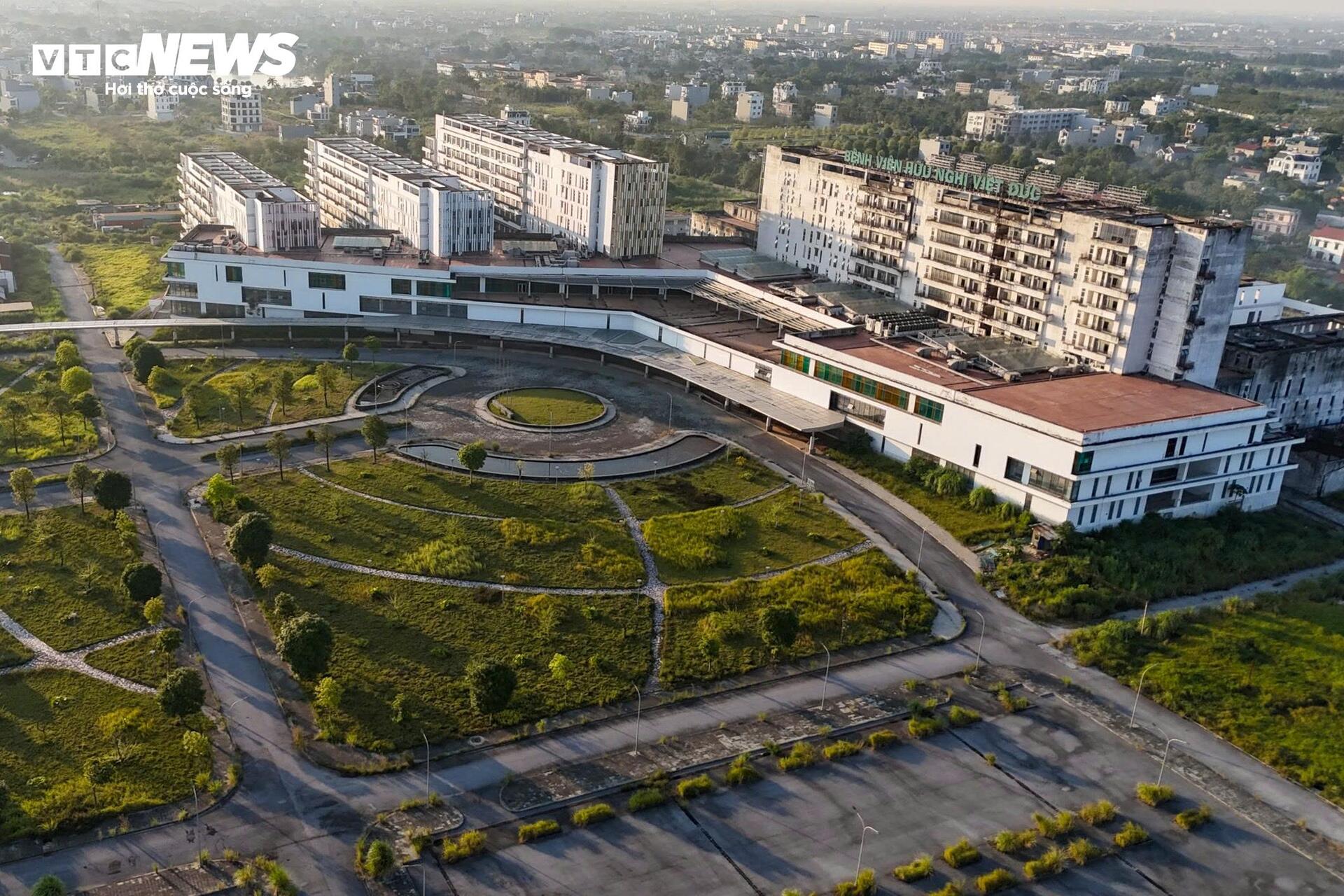 Hiện trạng Bệnh viện Bạch Mai và Việt Đức cơ sở 2 sau nhiều năm đắp chiếu
