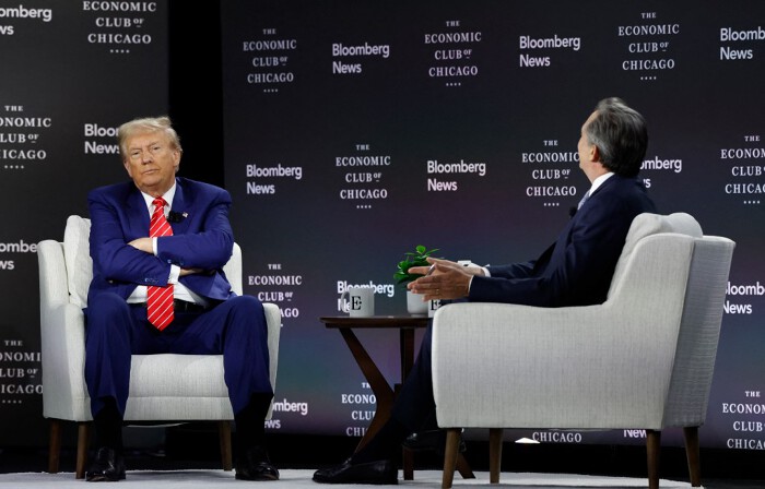 Cuộc chạy đua tìm người giữ tay hòm, chìa khoá cho chính quyền ông Trump