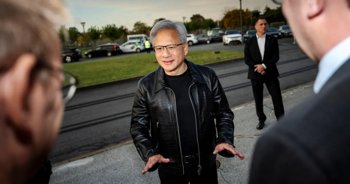 Nvidia công bố BCTC vượt kỳ vọng, CEO Jensen Huang bất ngờ lên tiếng về ảnh hưởng từ thuế quan dưới thời ông Trump