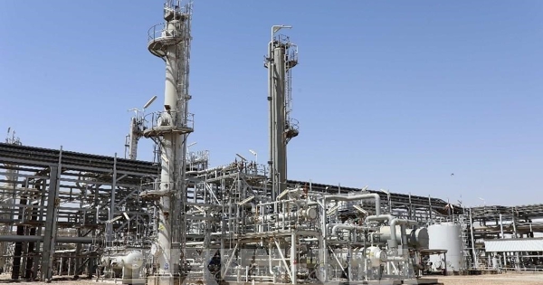 Thế khó của OPEC+ trong việc cân bằng thị trường dầu mỏ