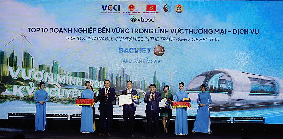 Bảo Việt 60 năm - liên tiếp được vinh danh trong Top 10 Doanh nghiệp bền vững nhất Việt Nam