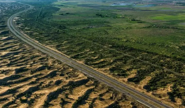 Quái thú trị cát của Trung Quốc: Vệ tinh Mỹ chụp ảnh - phát hiện kỳ tích gây kinh ngạc