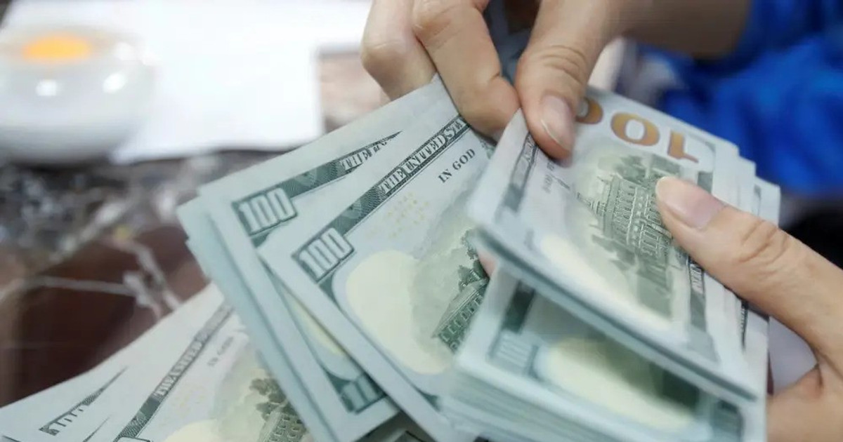 Nắm giữ cổ phiếu công ty suốt 75 năm, nữ nhân viên thu lãi 40.000 lần