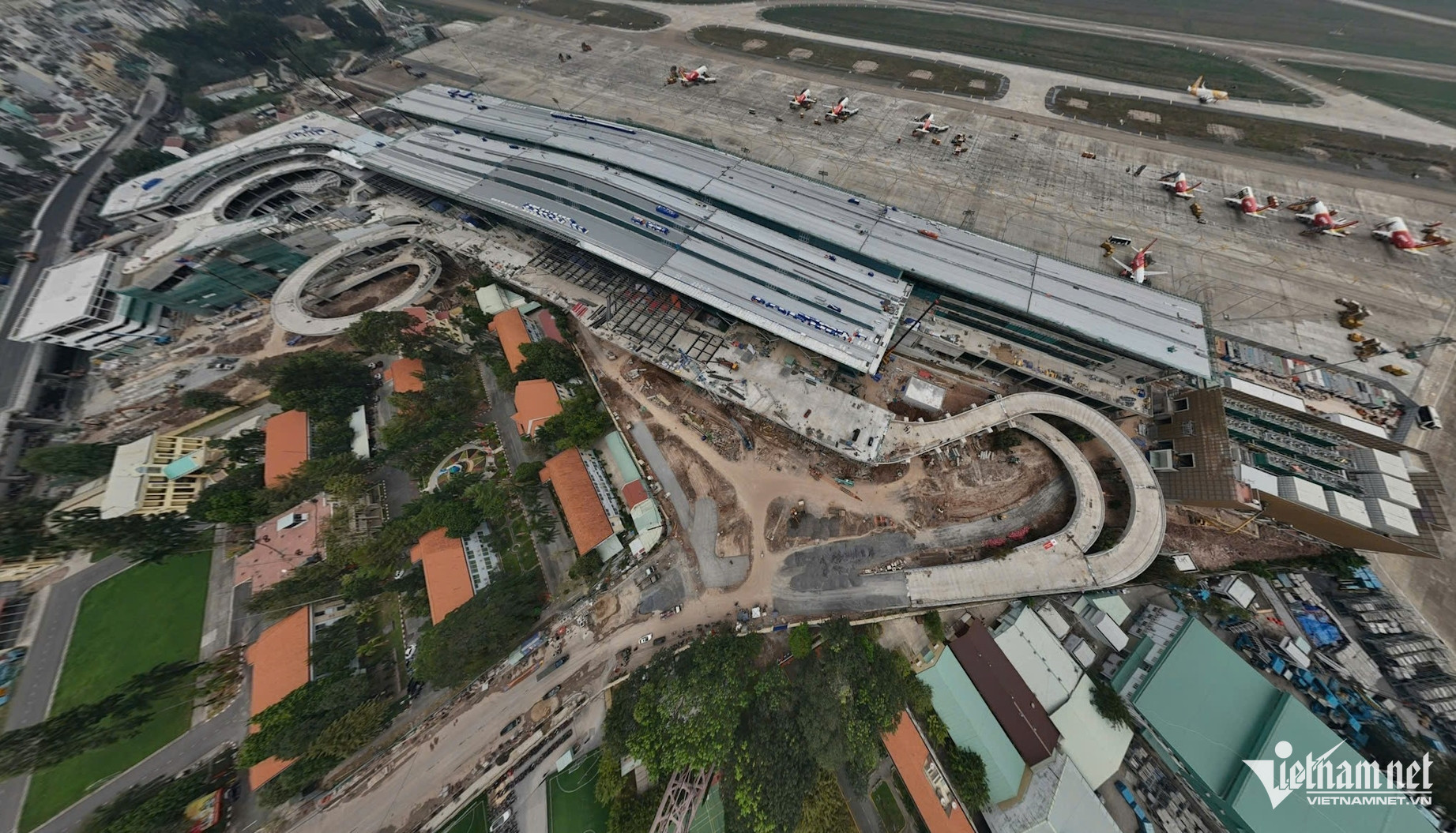Hoàn thành xây dựng nhà ga T3 sân bay Tân Sơn Nhất trong 90 ngày tới