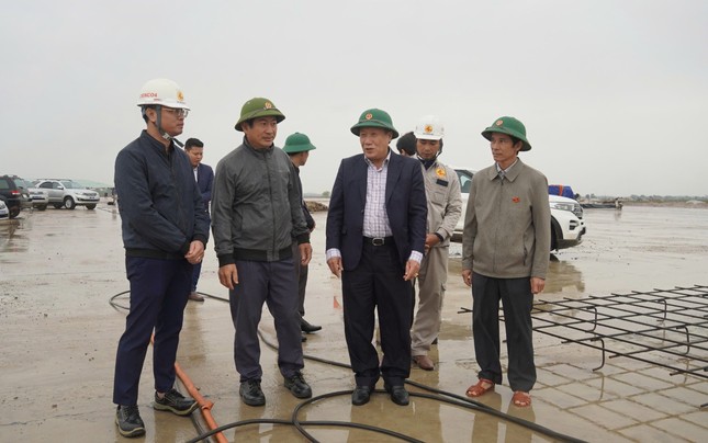 Quảng Trị đề xuất hỗ trợ vốn xây mới 42 km thông tuyến quốc lộ huyết mạch