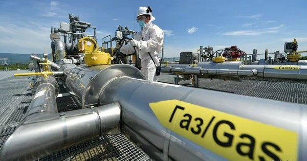 Ukraine chặn khí đốt đường ống từ Nga sang châu Âu, một quốc gia EU vẫn cố tìm 'mánh' mở lại van để mua nhiên liệu giá rẻ