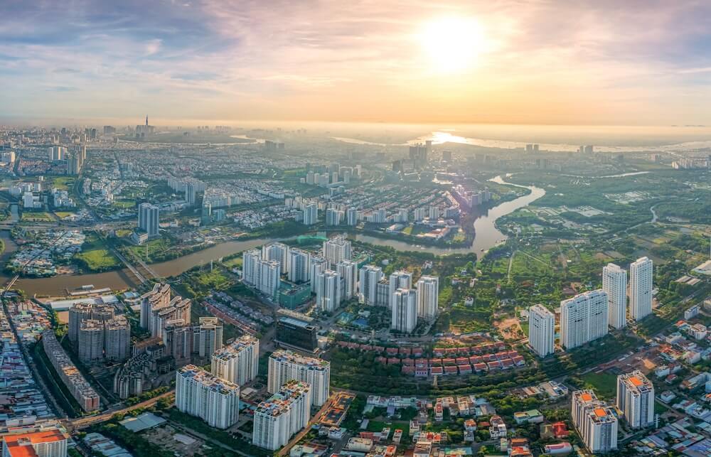 Doanh nghiệp địa ốc tập trung 'cân chỉnh' tài chính trước chu kỳ mới