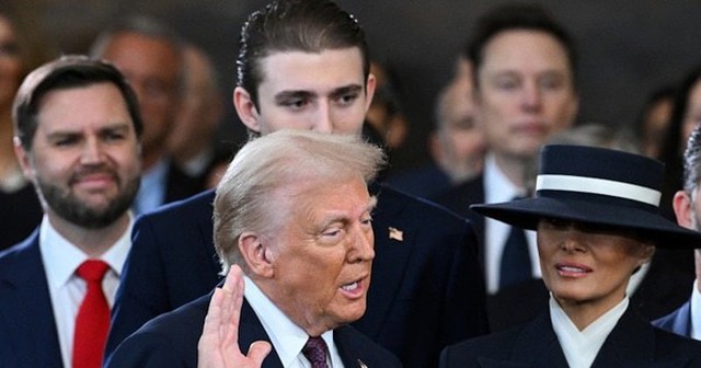 Tổng thống đắc cử Mỹ Donald Trump tuyên thệ nhậm chức