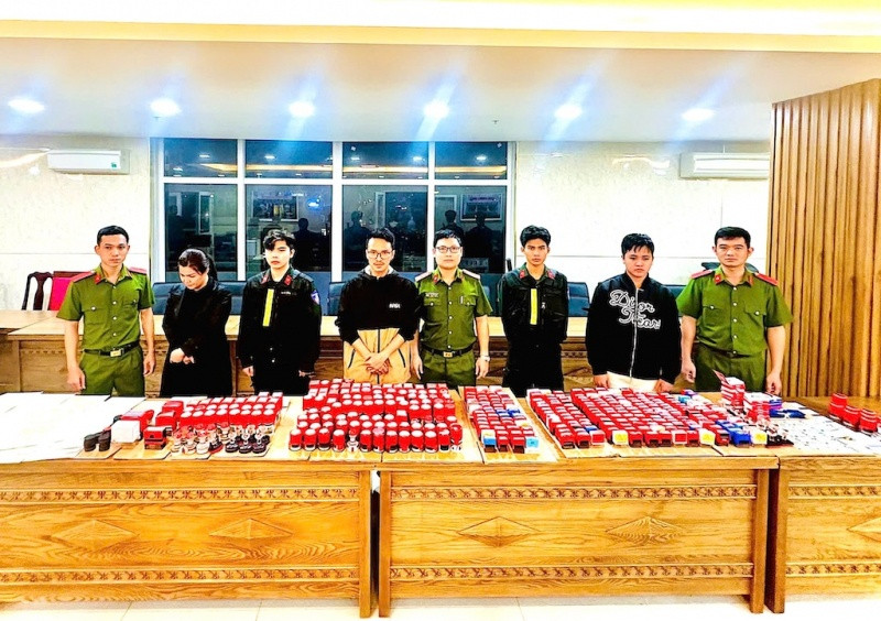 Lập 187 doanh nghiệp, hơn 600 tài khoản ngân hàng để rửa 30.000 tỷ đồng: Có sự tiếp tay của nhân viên ngân hàng