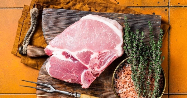 Giá thịt heo hôm nay 25/1: Thịt nạc đùi heo chững giá tại hai hệ thống bán lẻ